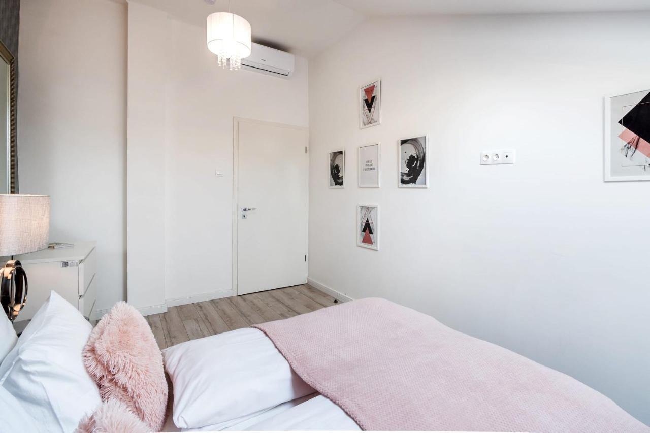 Quiet Very Central & Stylish Apt Budapest Luaran gambar