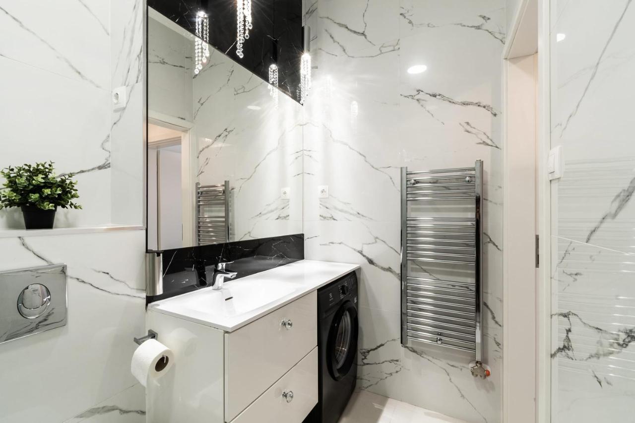 Quiet Very Central & Stylish Apt Budapest Luaran gambar